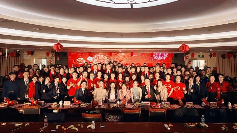 骏马骁腾启新岁，凝心聚力续华章——昌平区医院举办2026年春节联欢会